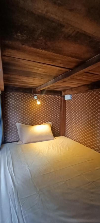 Yasis Surf Lodge ミリッサ エクステリア 写真