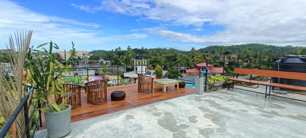 Yasis Surf Lodge ミリッサ エクステリア 写真